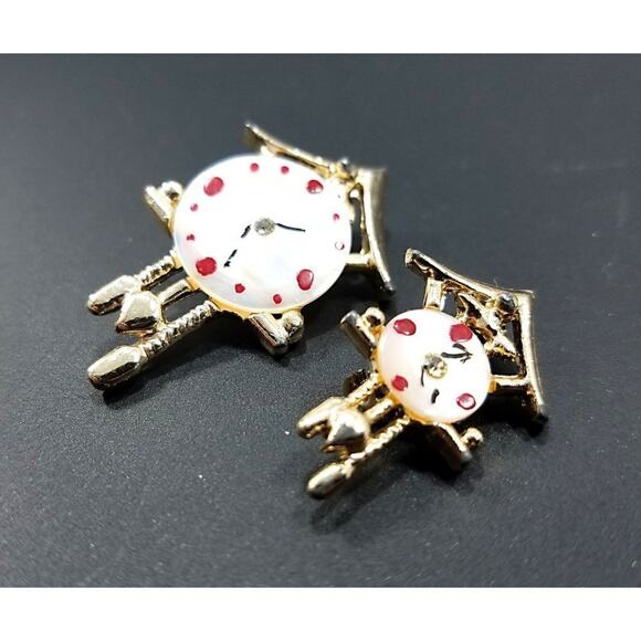 Vintage Cuckoo Clock Pins, Mother of Pearl Faces, 1950s Set of Two - Picture 10 of 10